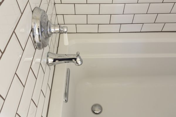 Duluth Bathtub Refinishing
